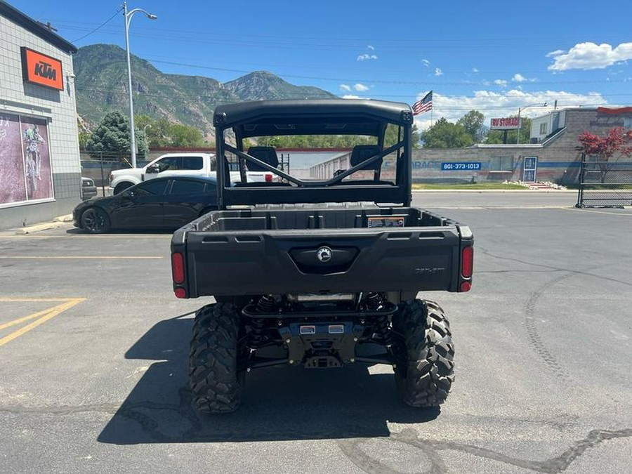 2024 Can-Am® Defender XT HD10