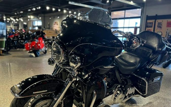2012 Harley-Davidson Touring FLHTK - Electra Glide Ultra Limited