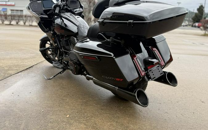2024 Harley-Davidson® FLTRXSTSE CVO™ Road Glide® ST