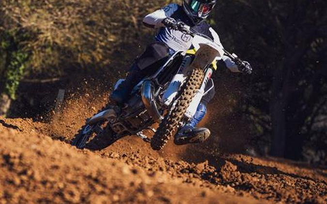 2025 Husqvarna TC 300