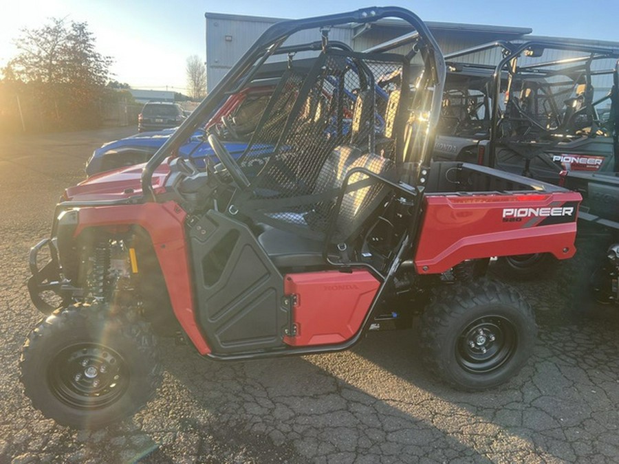 2026 Honda Pioneer 520