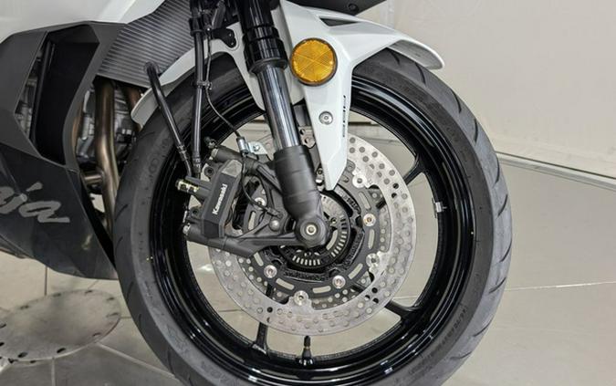 2026 Kawasaki Ninja ZX-4RR ABS