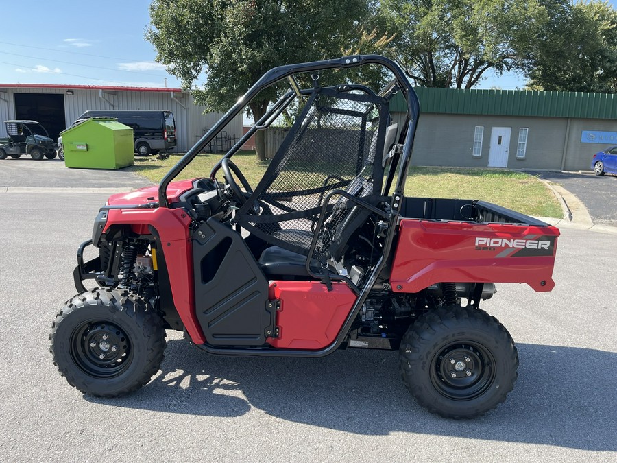 2026 HONDA PIONEER 520