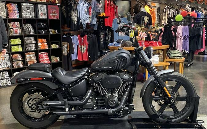 2022 Harley-Davidson Softail FXBBS - Street Bob 114