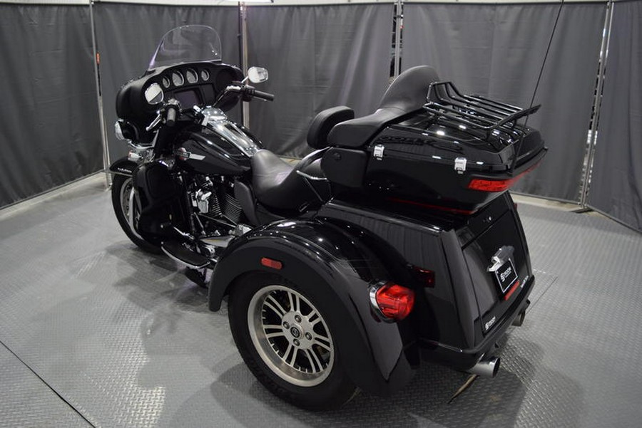 2022 Harley-Davidson® FLHTCUTG - Tri Glide® Ultra