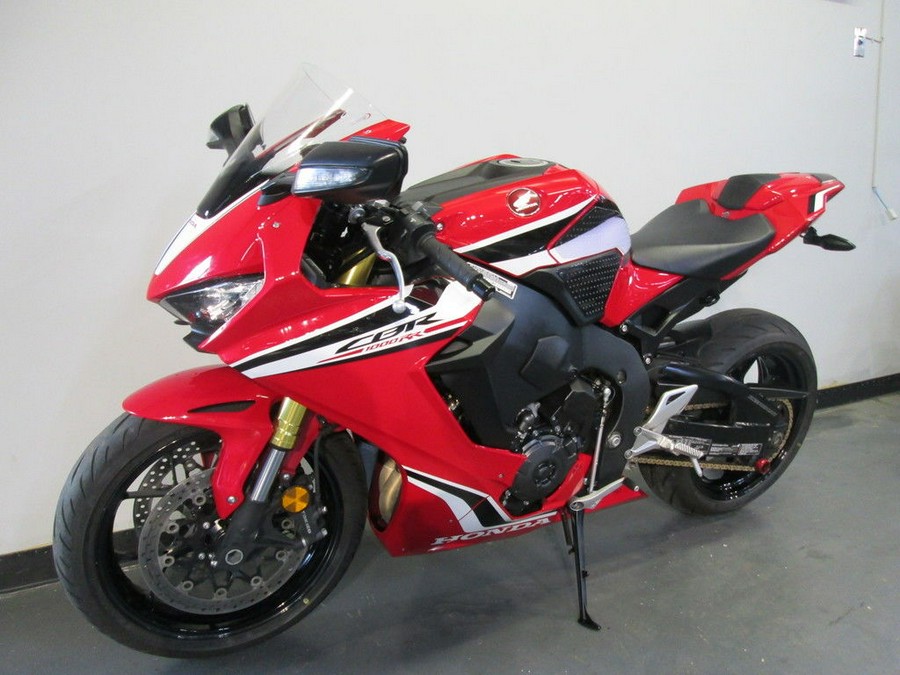 2021 Honda® CBR1000RR ABS