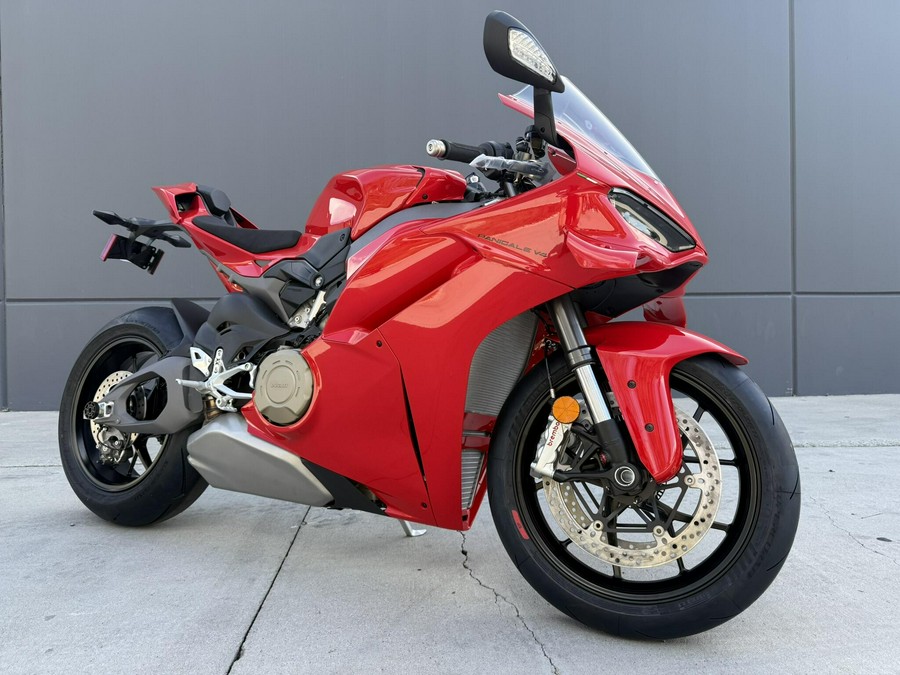 2025 Ducati PANIGALE V4