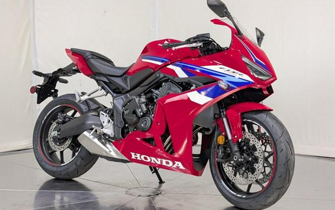 2026 Honda CBR650R E-Clutch