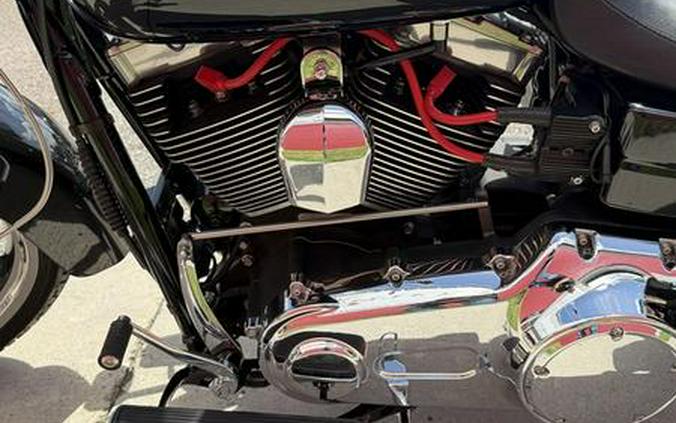2012 Harley-Davidson® FLD - Dyna® Switchback™