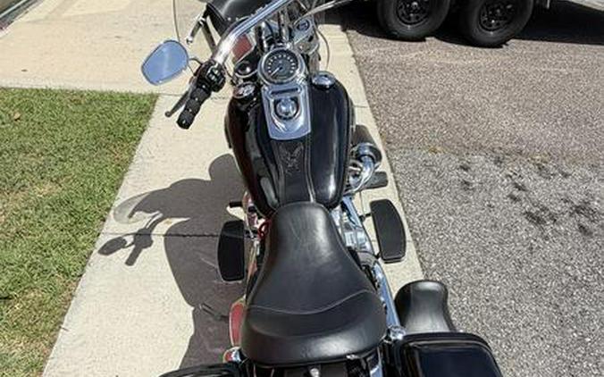 2012 Harley-Davidson® FLD - Dyna® Switchback™