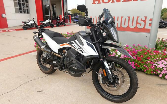 2020 KTM Adventure 790