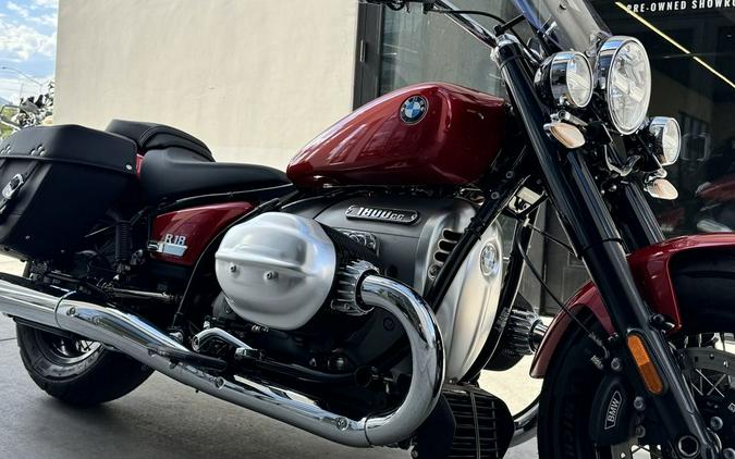 2022 BMW R 18 Classic Mars Red Metallic