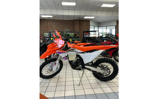 2024 KTM 350 XC-F Factory Edition First Look [9 Fast Facts]