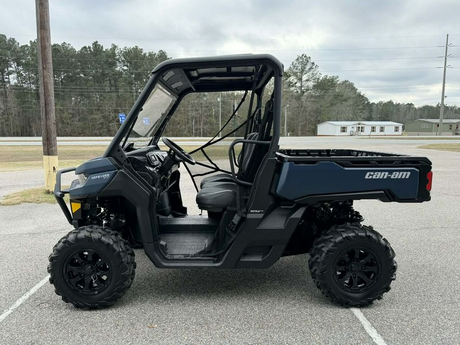 2025 Can-Am® Defender XT HD10