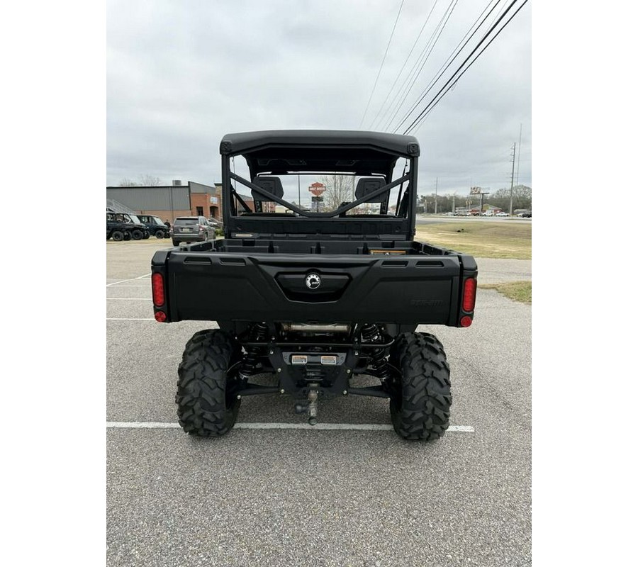 2025 Can-Am® Defender XT HD10
