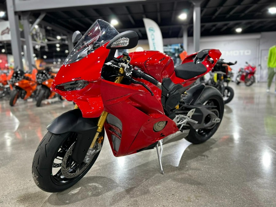 2025 Ducati PANIGALE V4 S