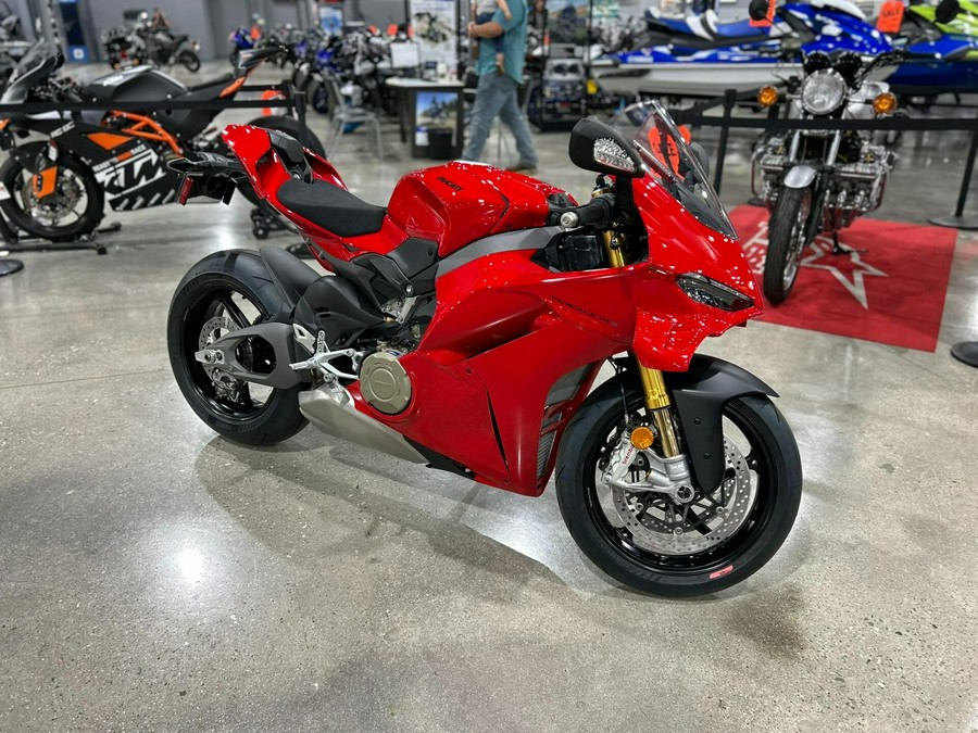 2025 Ducati PANIGALE V4 S