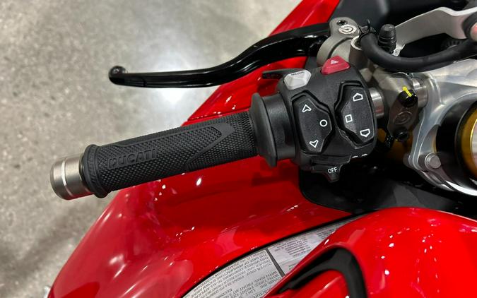 2025 Ducati PANIGALE V4 S