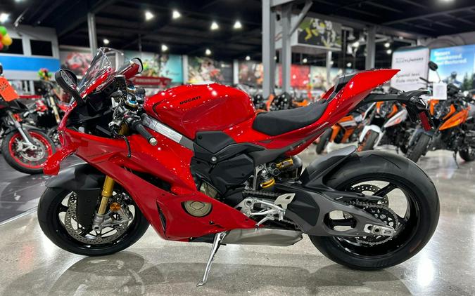 2025 Ducati PANIGALE V4 S