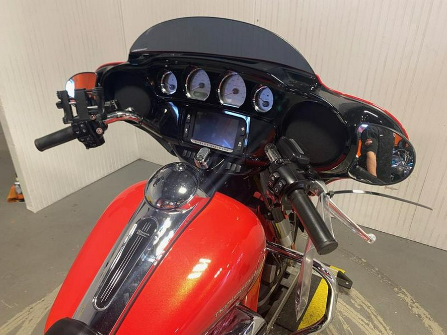 2017 Harley-Davidson® FLHXS - Street Glide® Special