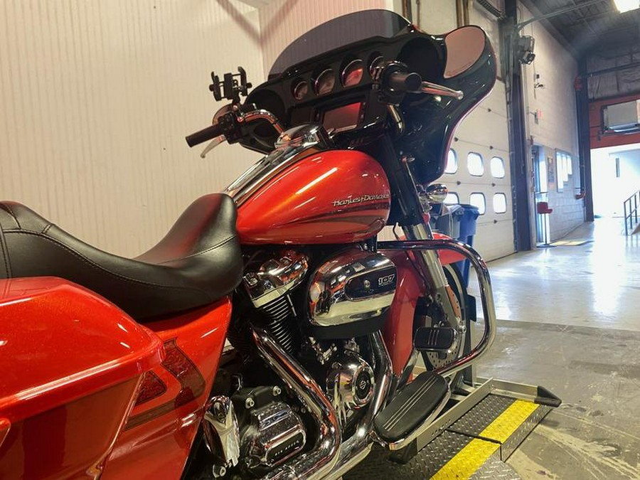 2017 Harley-Davidson® FLHXS - Street Glide® Special