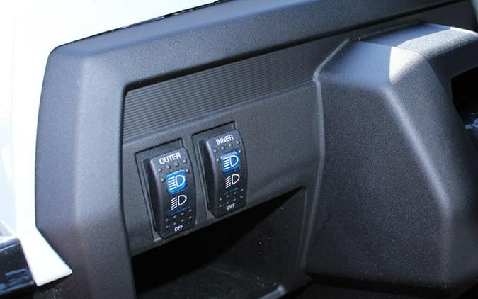 2025 Kawasaki Teryx4 S LE