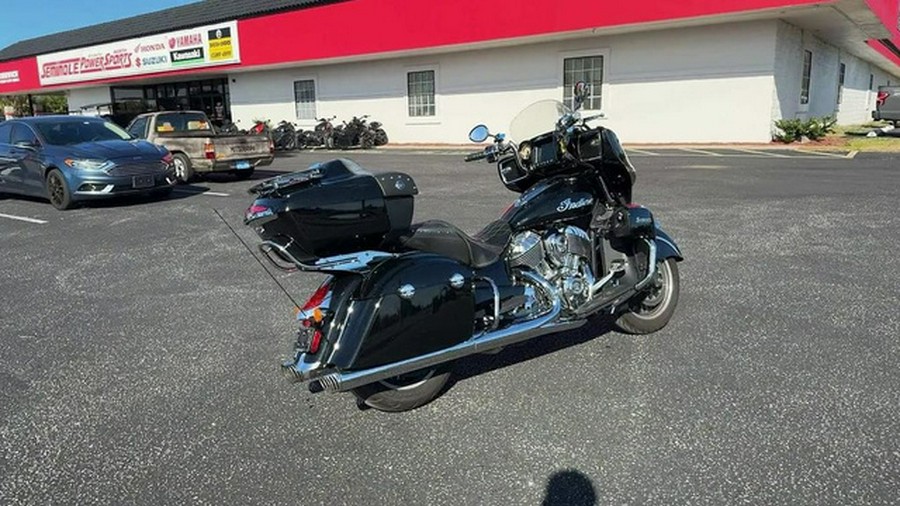 2021 Indian Roadmaster Thunder Black Pearl