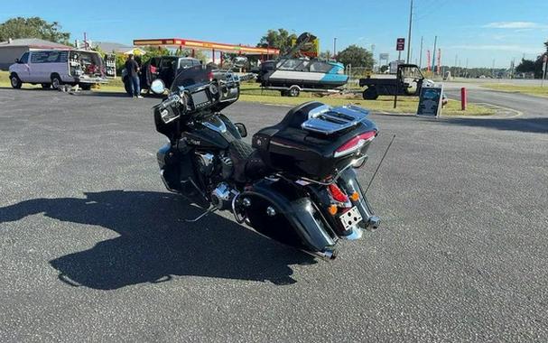 2021 Indian Roadmaster Thunder Black Pearl
