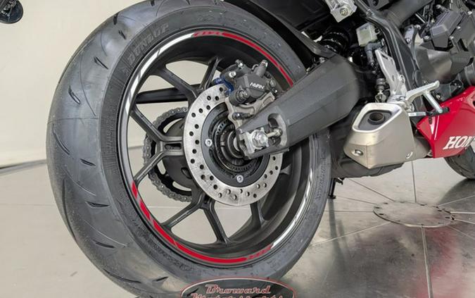 2026 Honda CBR650R E-Clutch