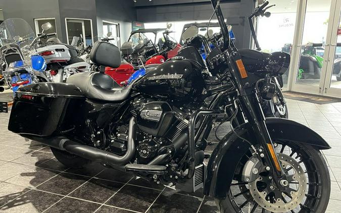 2017 Harley-Davidson FLHRXS - Road King Special