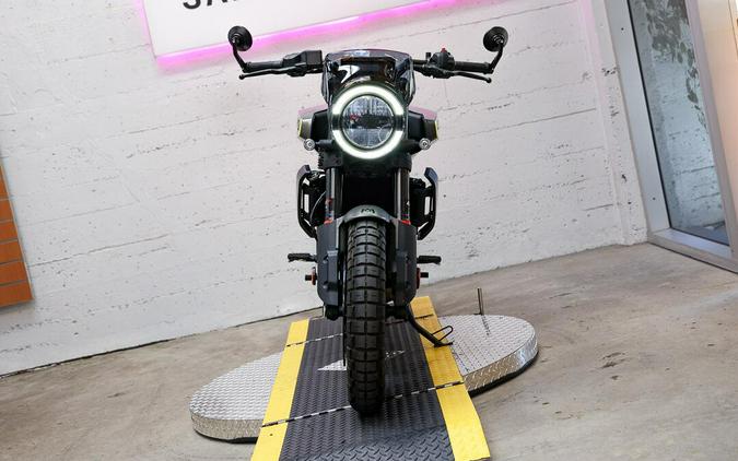 2024 HUSQVARNA Svartpilen 401
