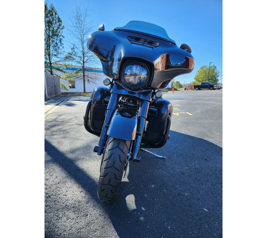 2017 Harley-Davidson CVO Street Glide