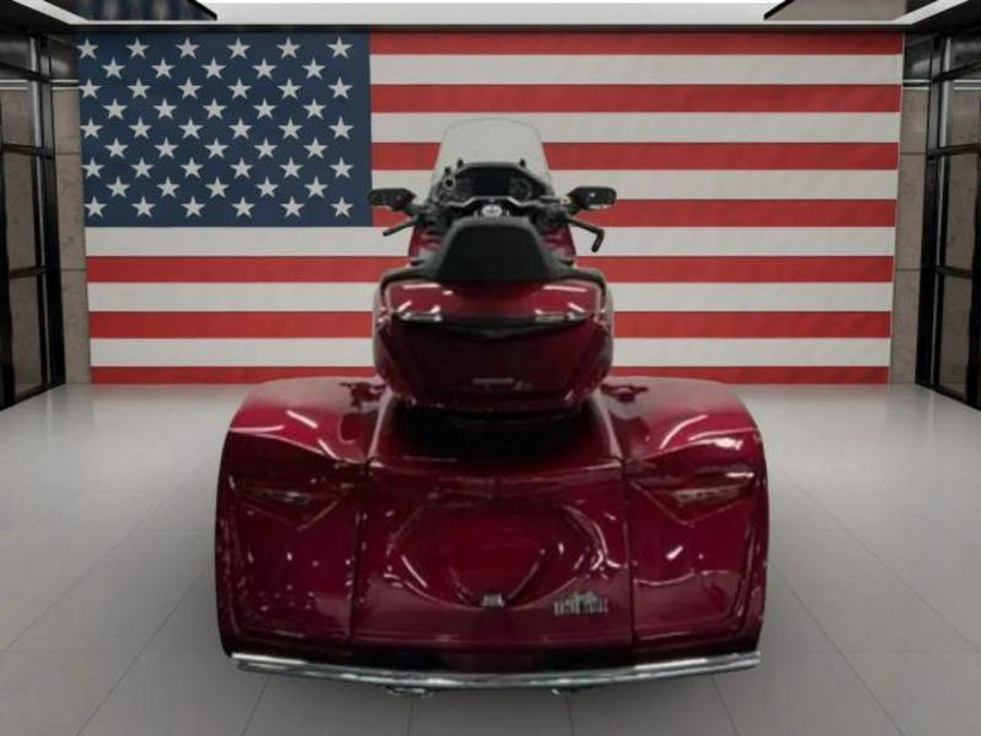 2018 Honda® GL1800D Goldwing Tour DCT (TRIKE)