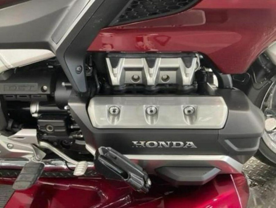 2018 Honda® GL1800D Goldwing Tour DCT (TRIKE)