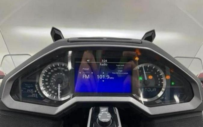 2018 Honda® GL1800D Goldwing Tour DCT (TRIKE)