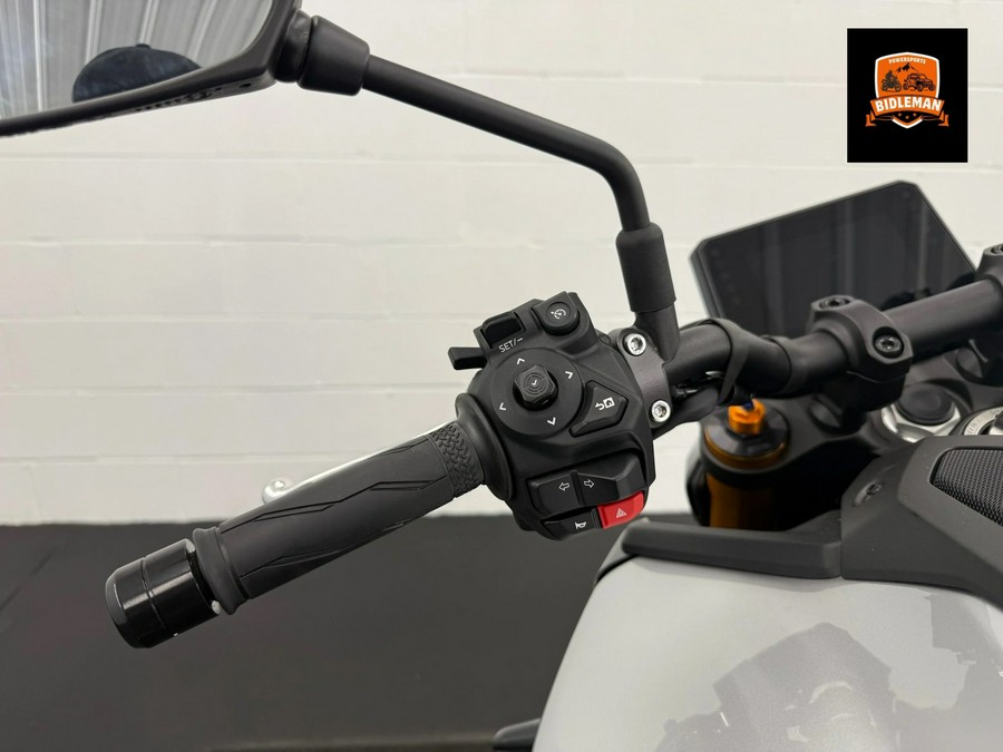 2025 Yamaha MT-09 SP
