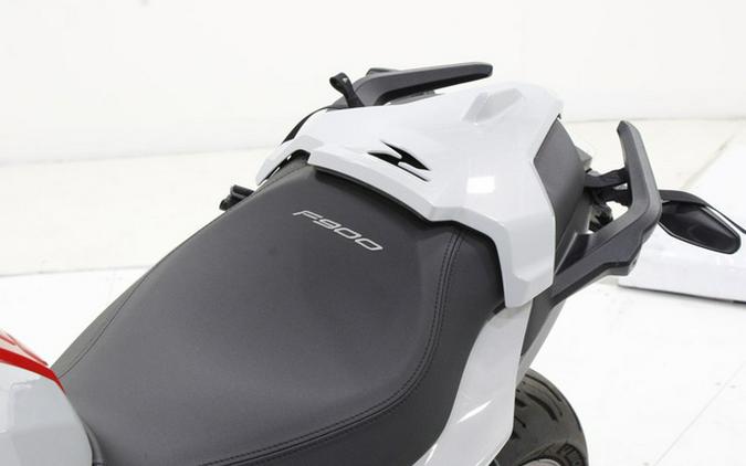 2021 BMW F 900 R Hockenheim Silver Met. / Racing Red Low Susp.
