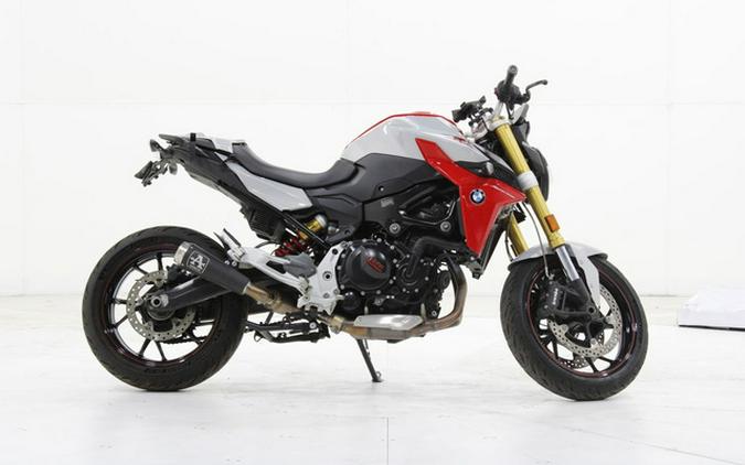 2021 BMW F 900 R Hockenheim Silver Met. / Racing Red Low Susp.