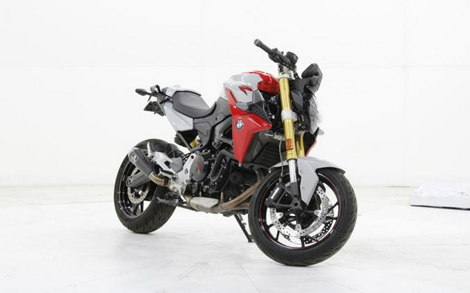 2021 BMW F 900 R Hockenheim Silver Met. / Racing Red Low Susp.
