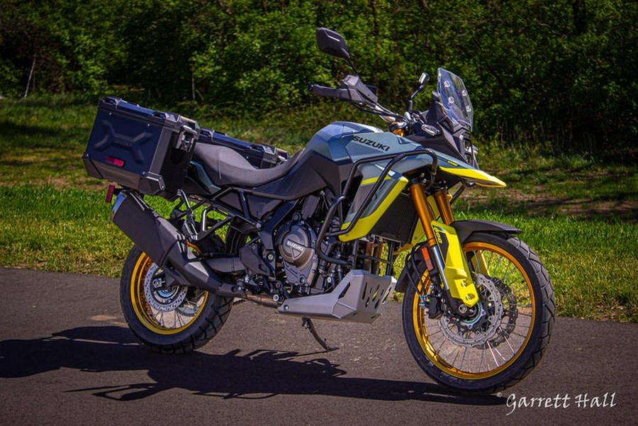 2024 Suzuki V-Strom 800DE Adventure