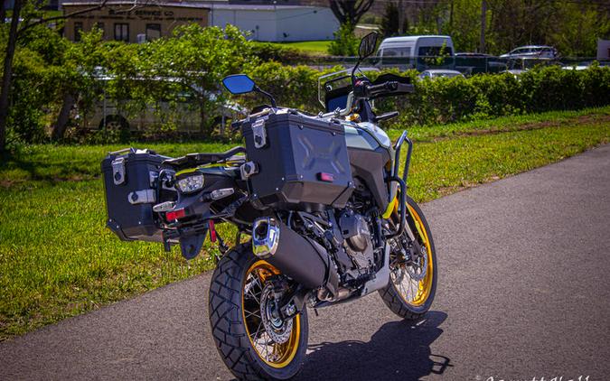 2024 Suzuki V-Strom 800DE Adventure