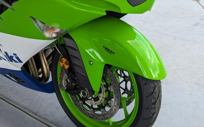 2024 Kawasaki Ninja® ZX™-14R 40th Anniversary Edition ABS