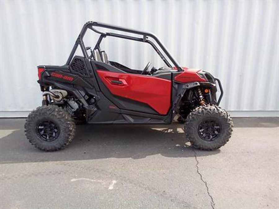 2024 Can-Am Maverick Sport DPS