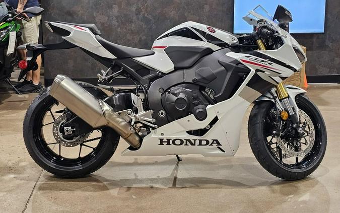 2026 Honda CBR1000RR ABS