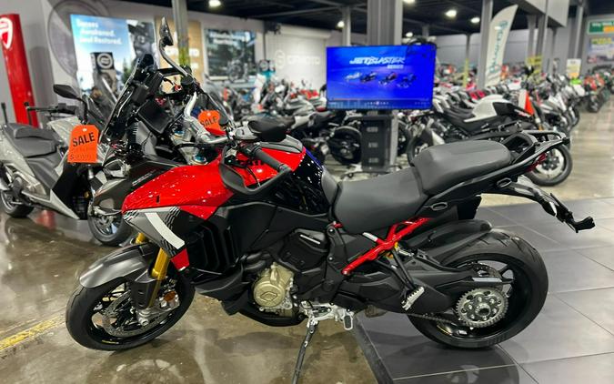 2026 Ducati MULTISTRADA V4 PIKES PEAK