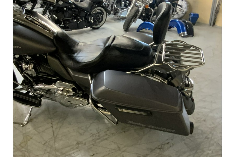 2017 Harley-Davidson® FLHXS STREET GLIDE SPECIAL