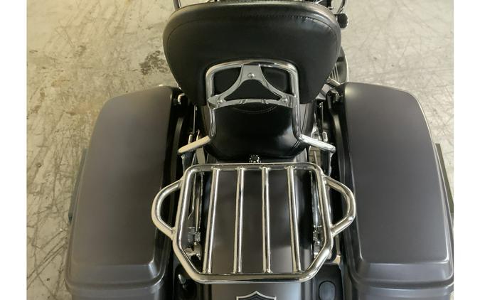 2017 Harley-Davidson® FLHXS STREET GLIDE SPECIAL