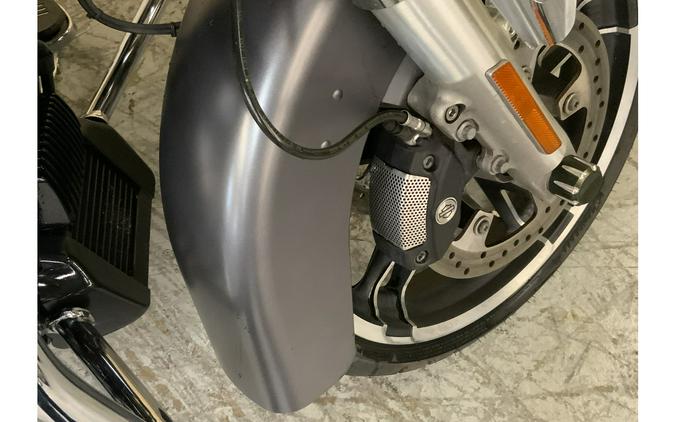 2017 Harley-Davidson® FLHXS STREET GLIDE SPECIAL