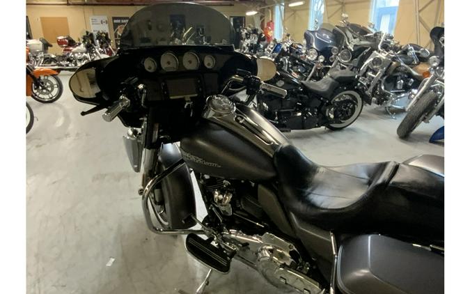 2017 Harley-Davidson® FLHXS STREET GLIDE SPECIAL