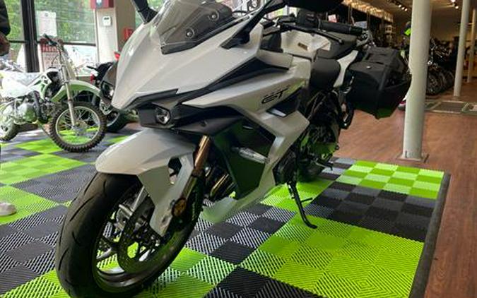 2026 Suzuki GSX-S1000GT+